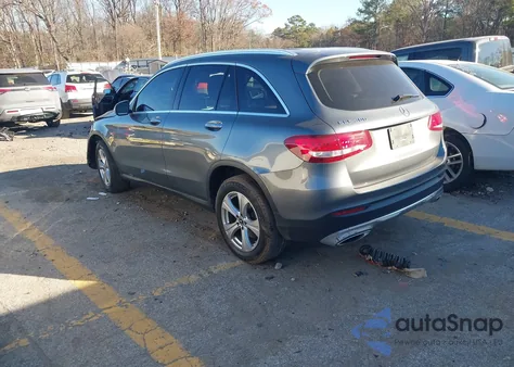 2017 Mercedes-Benz Glc 300 z USA, uszkodzony, nr VIN WDC0G4JB2HV010945